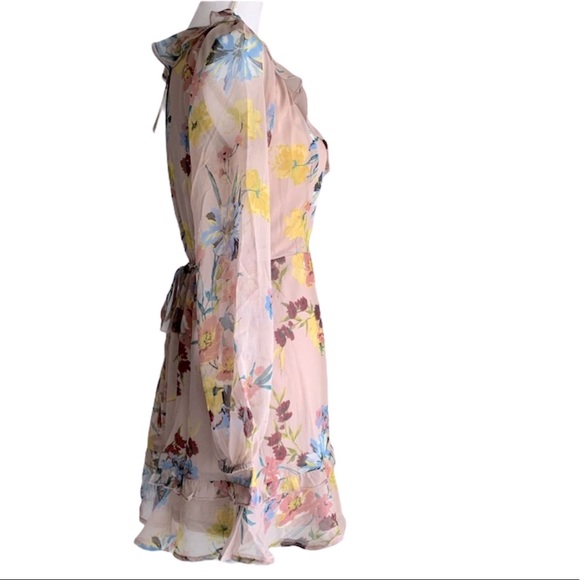 BAND OF GYPSIES NWT BLUSH FLORAL MINI DRESS - Picture 9 of 12